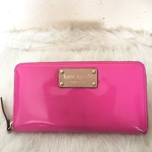 Authentic 🔥 pink Kate Spade wallet